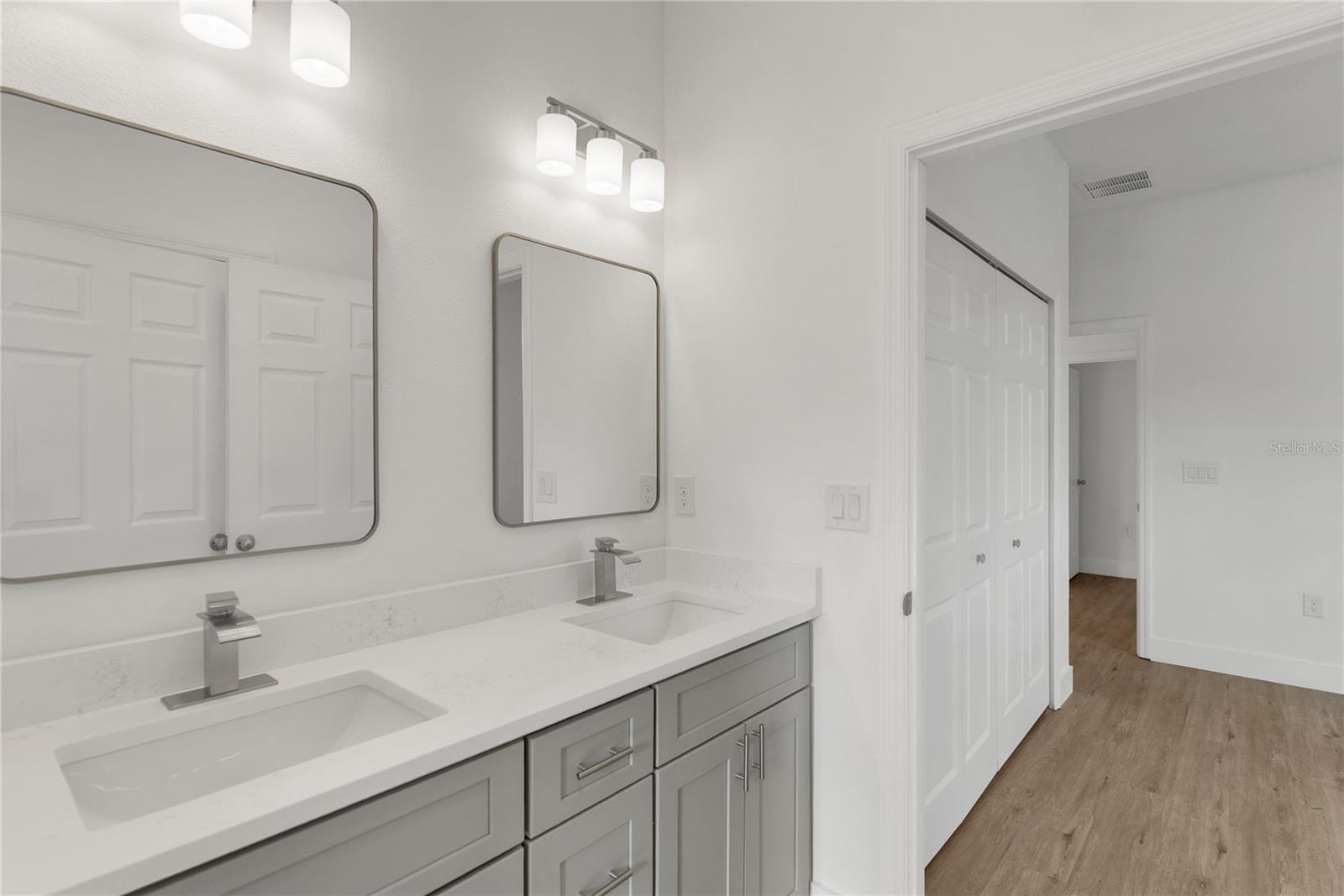 490 Carolina Ave Nw Property Photo 26