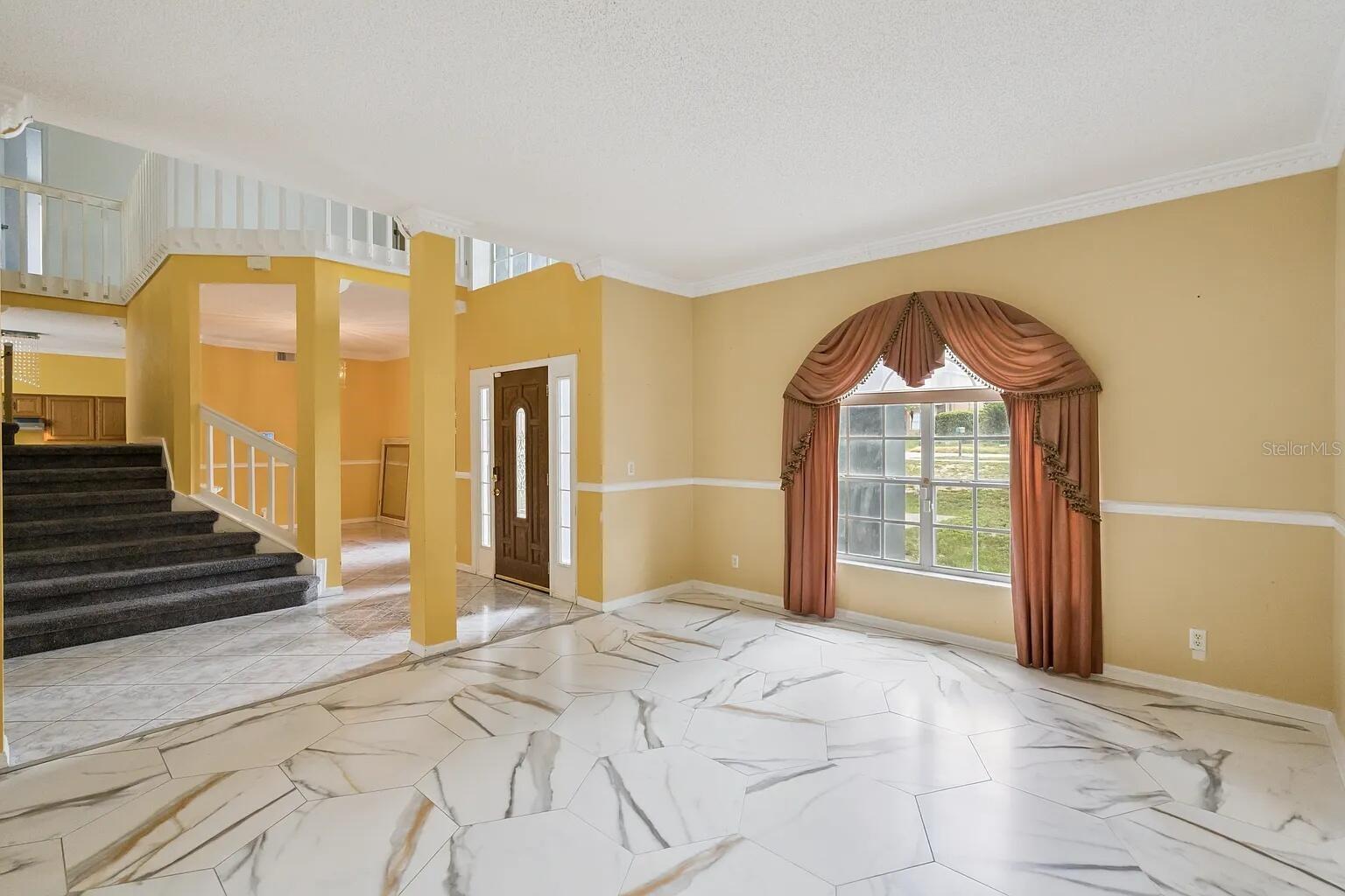 6415 Abbeydale Ct Property Photo 4