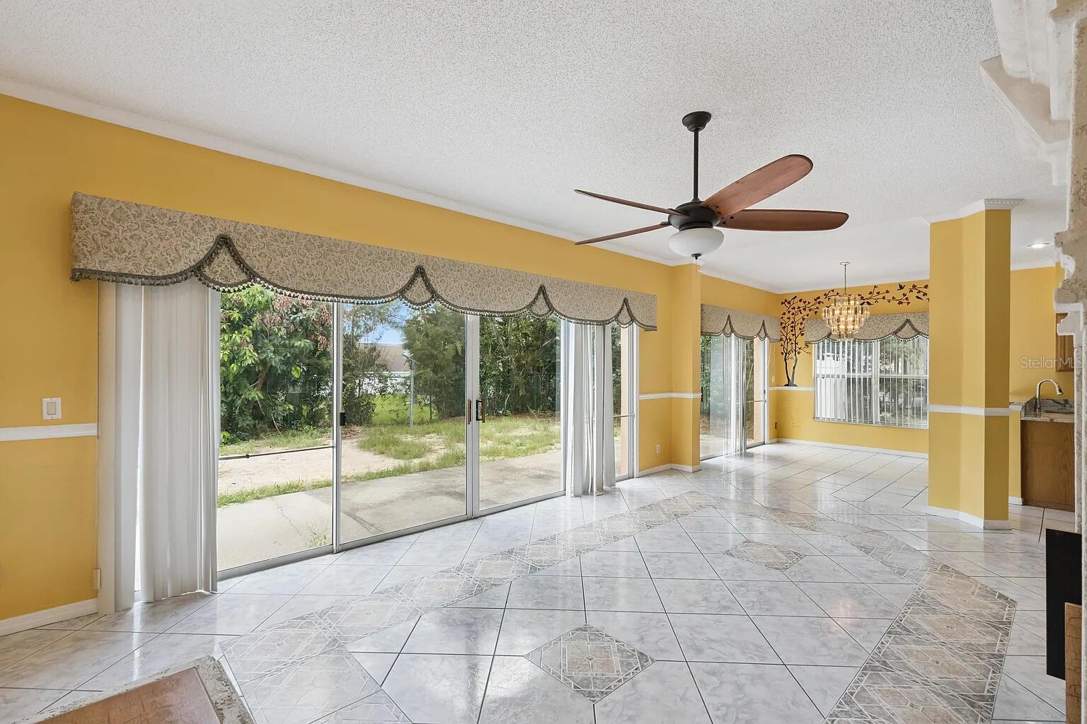 6415 Abbeydale Ct Property Photo 6