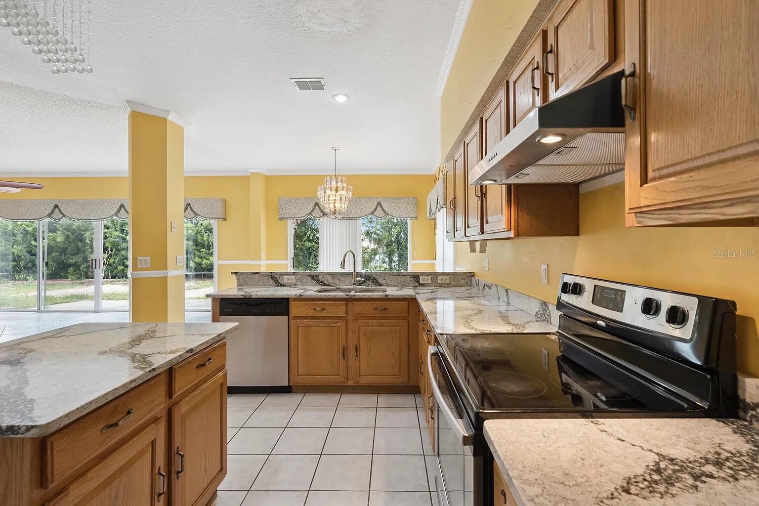 6415 Abbeydale Ct Property Photo 14