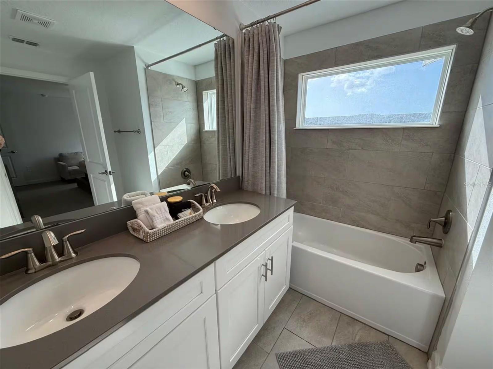 2669 Reading Trl Property Photo 9