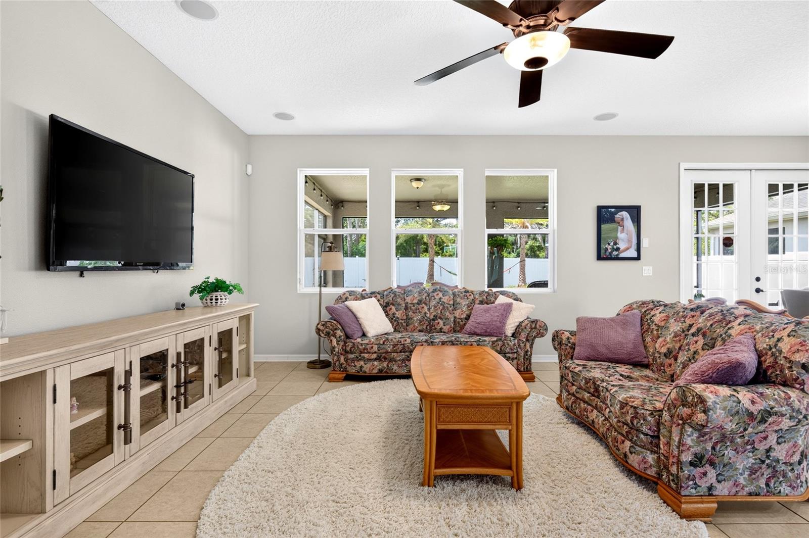 2586 Plumadore Dr Property Photo 7