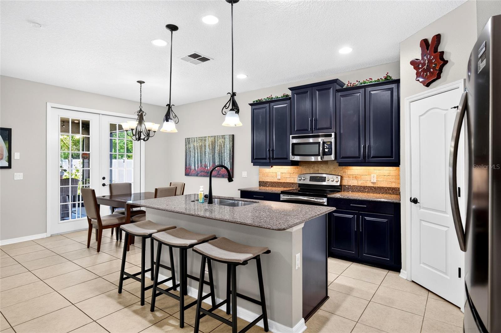 2586 Plumadore Dr Property Photo 10