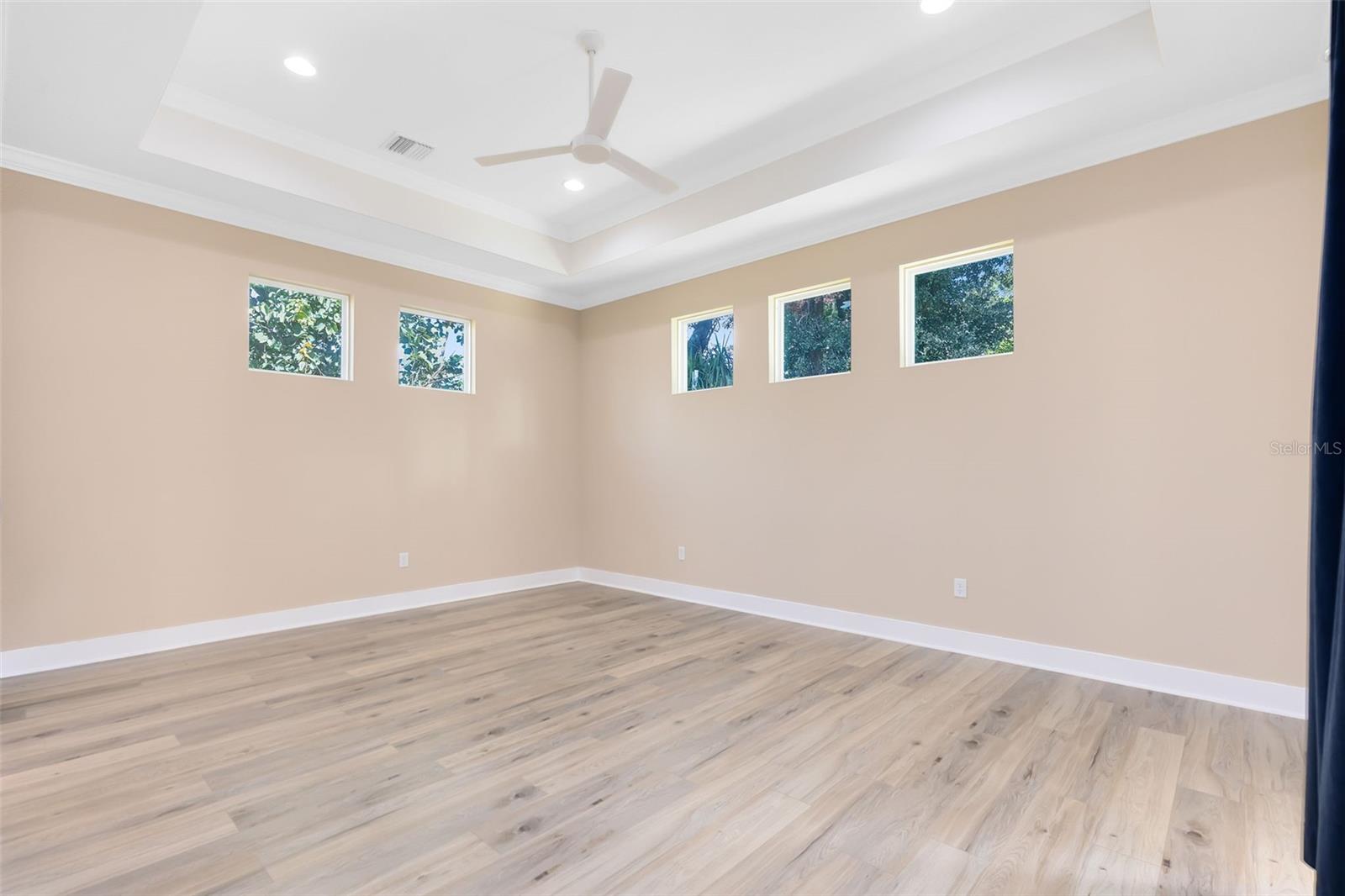 2315 Depauw Ave Property Photo 11