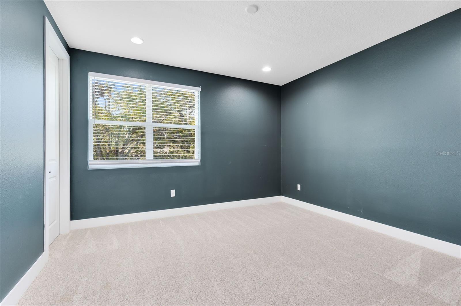 2315 Depauw Ave Property Photo 25
