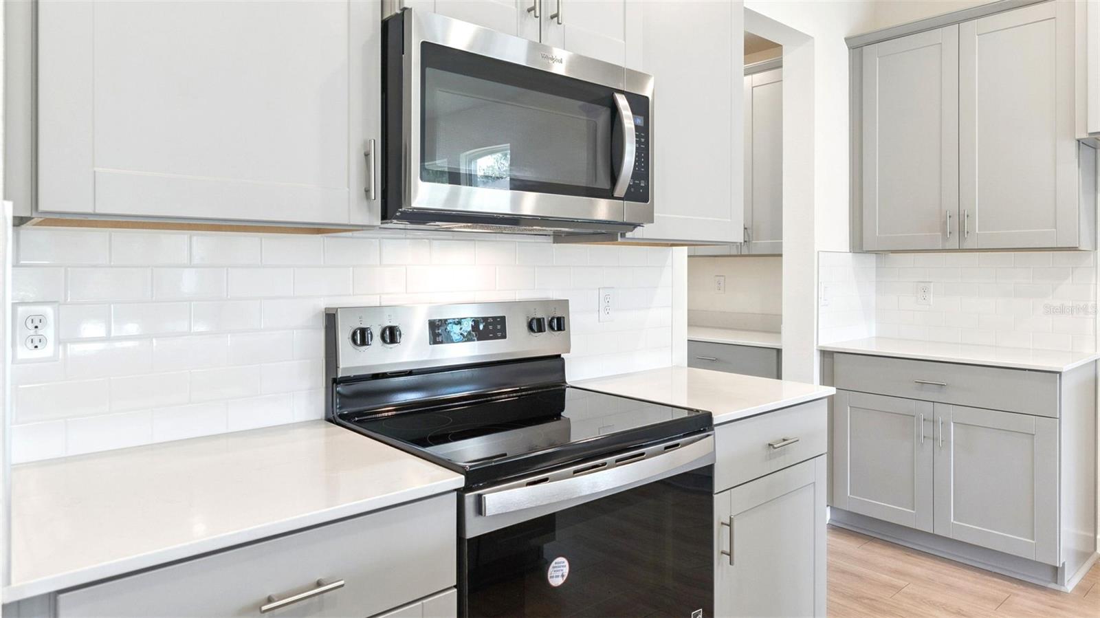 3038 Kingsman Trl Property Photo 6