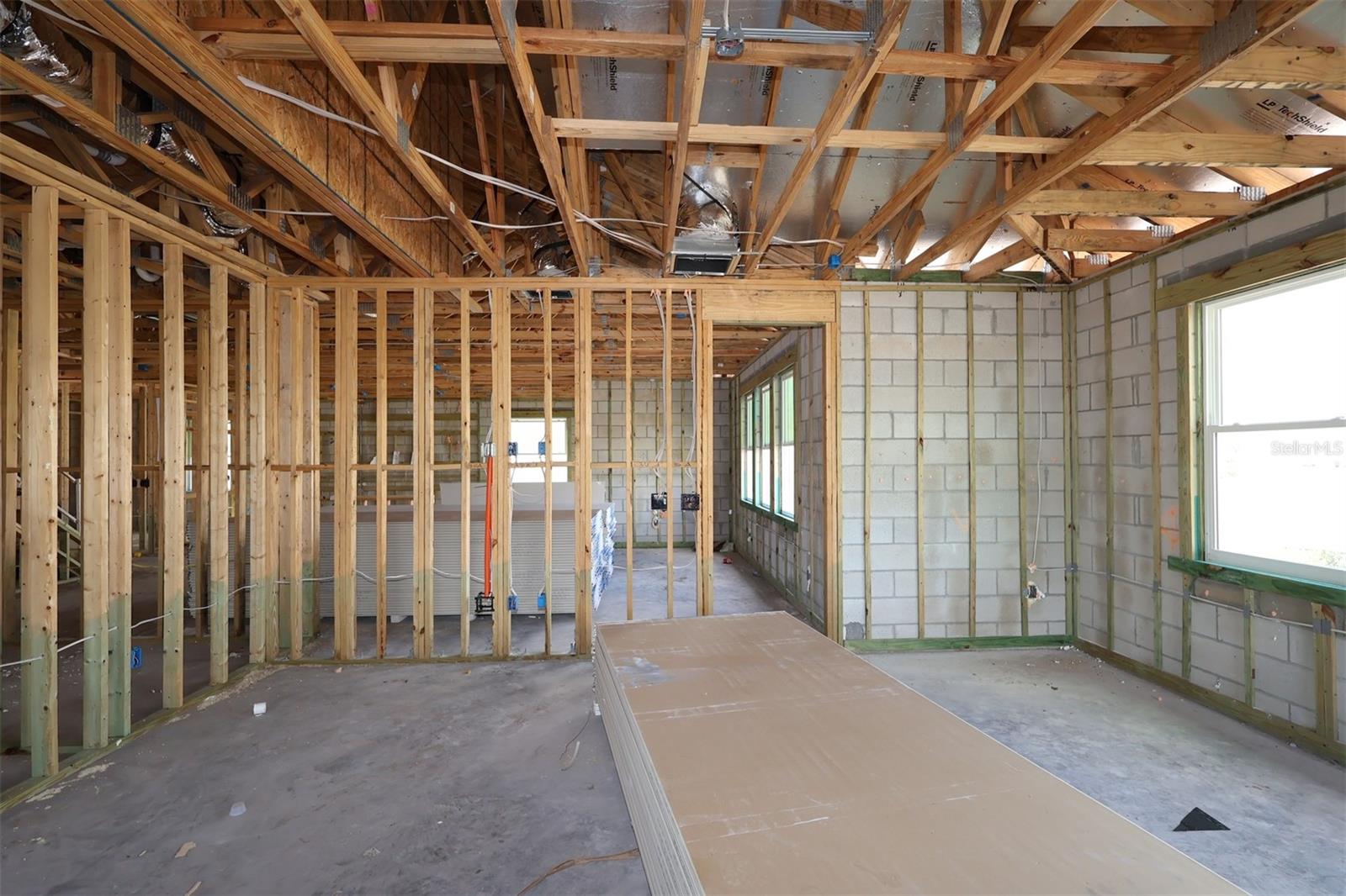 5406 Lassen St Property Photo 7