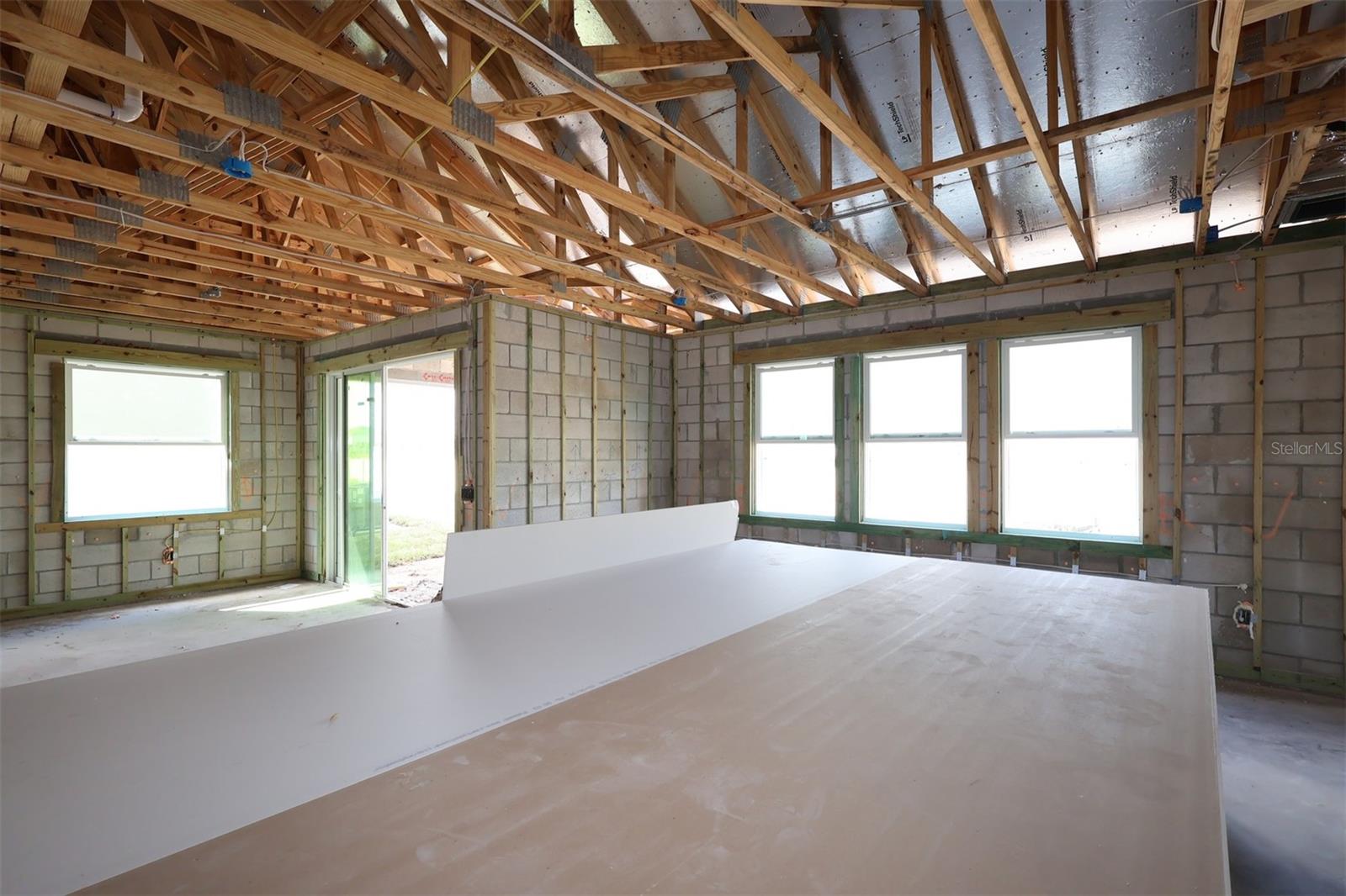5406 Lassen St Property Photo 8
