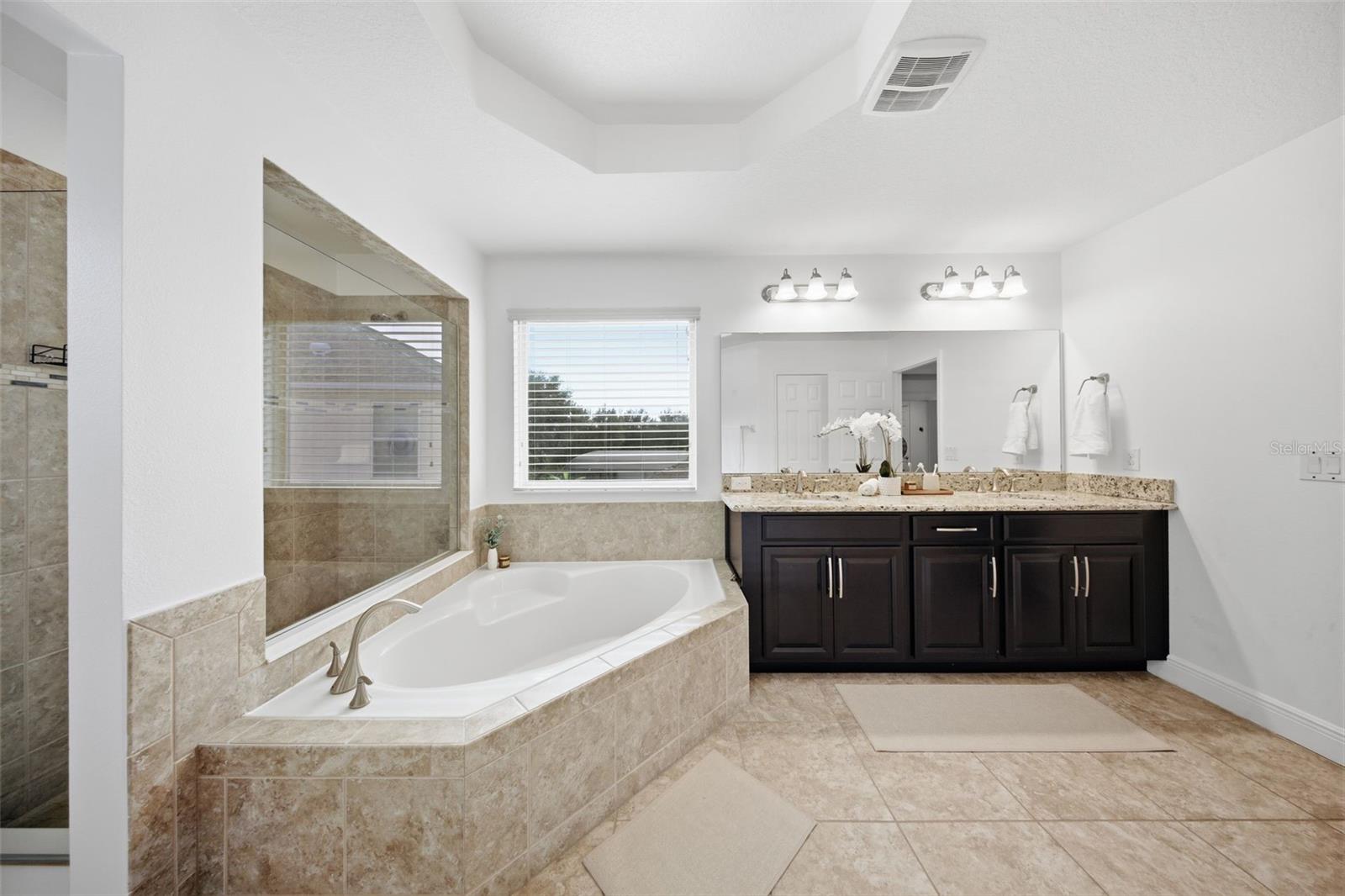 9155 Outlook Rock Trl Property Photo 27