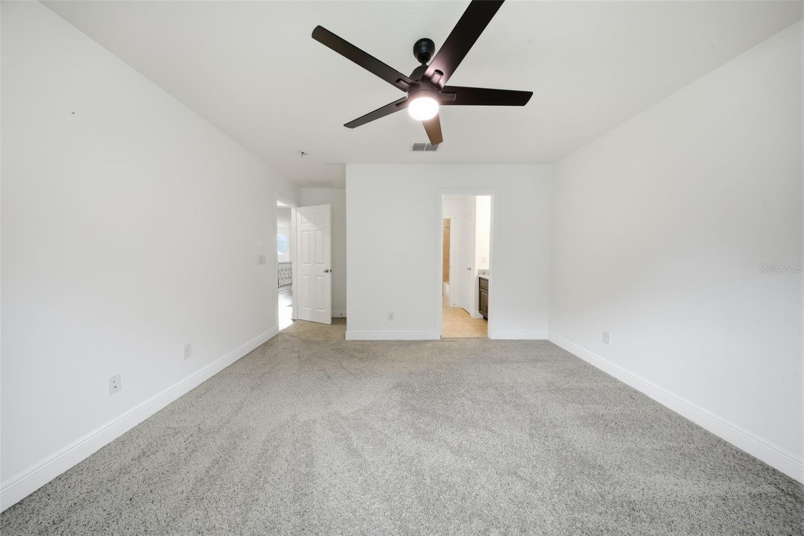 9155 Outlook Rock Trl Property Photo 34