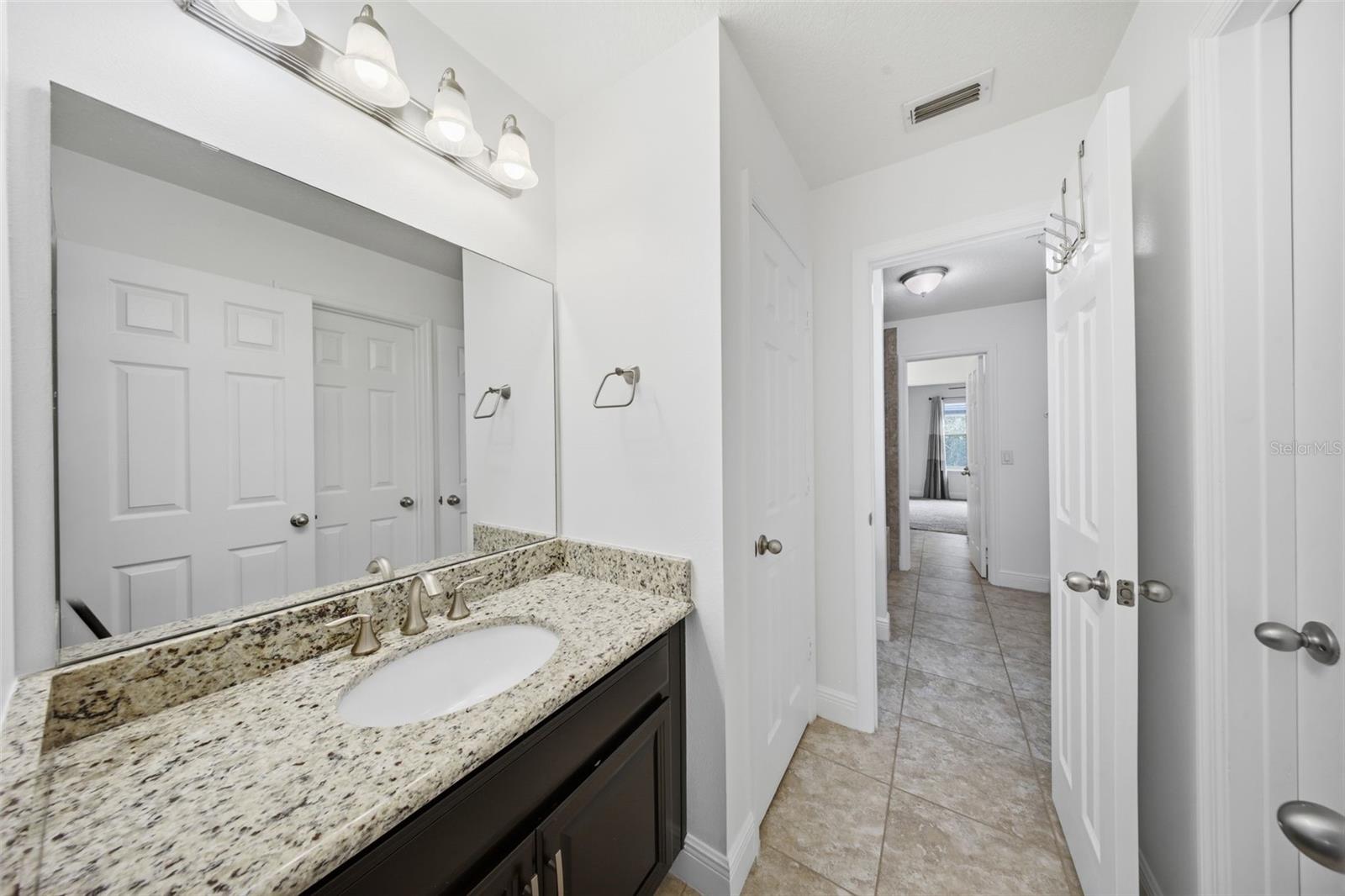 9155 Outlook Rock Trl Property Photo 38