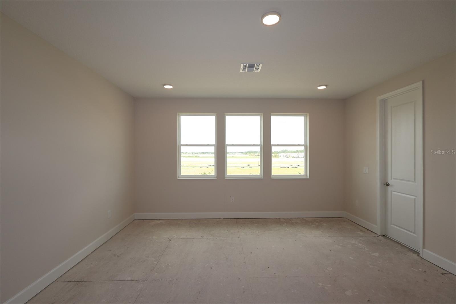 5400 Lassen St Property Photo 12
