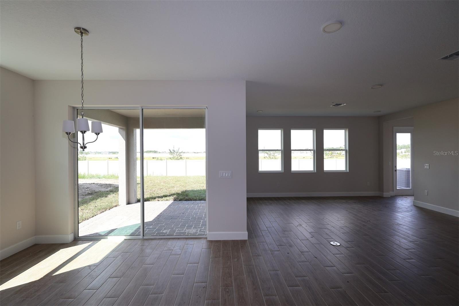 5400 Lassen St Property Photo 22