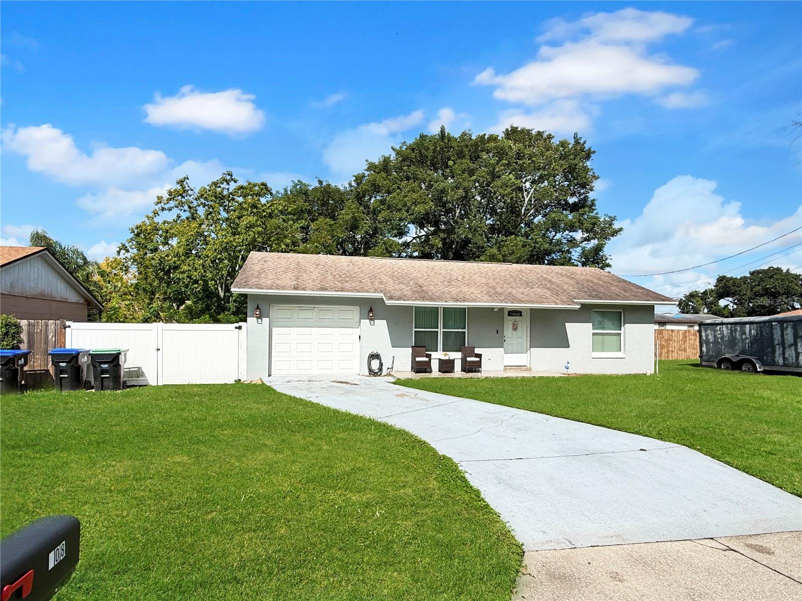108 Lamar St Property Photo 1