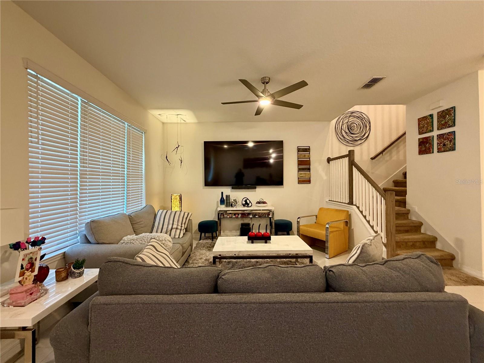 2280 Centerra Loop Property Photo 6