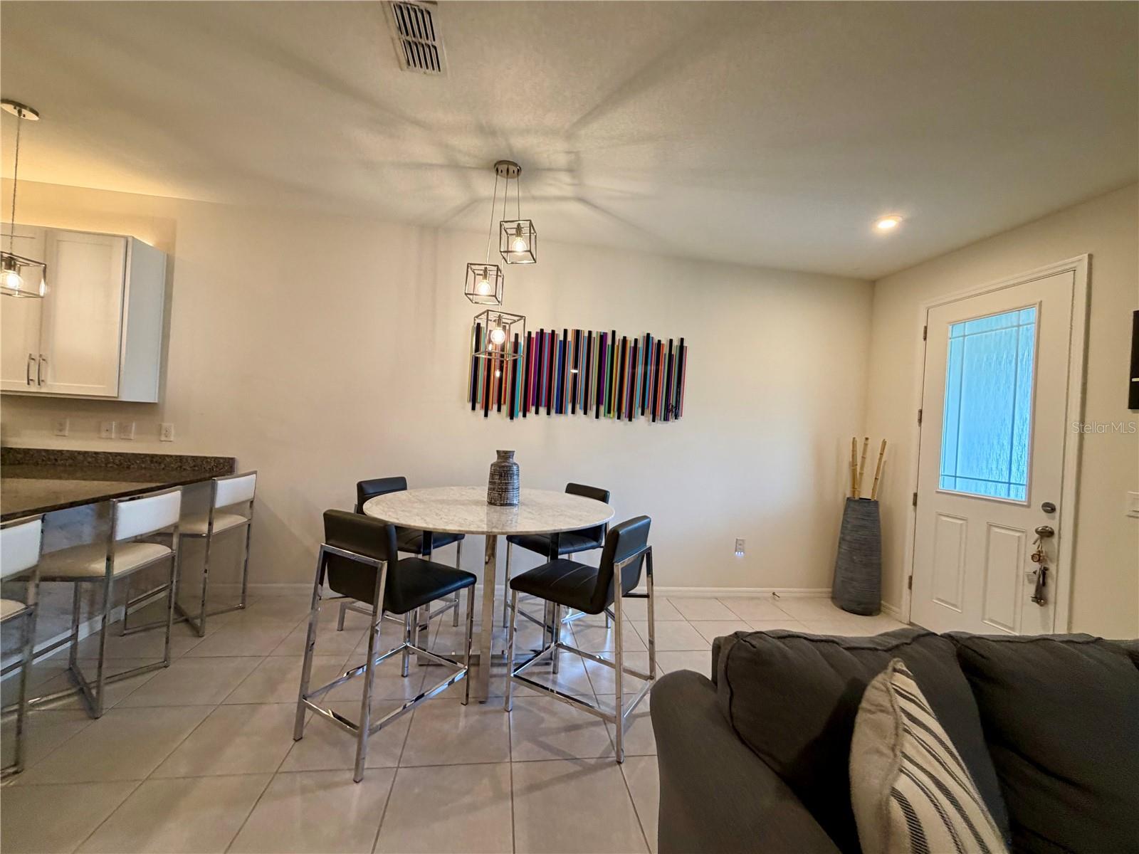 2280 Centerra Loop Property Photo 12