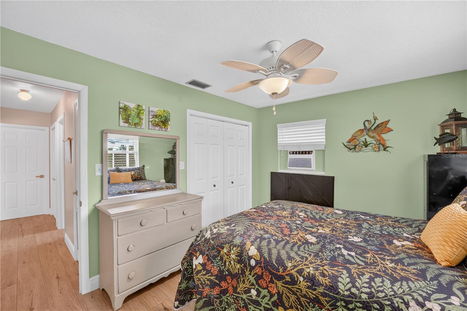 28050 Lois Dr Property Photo 22