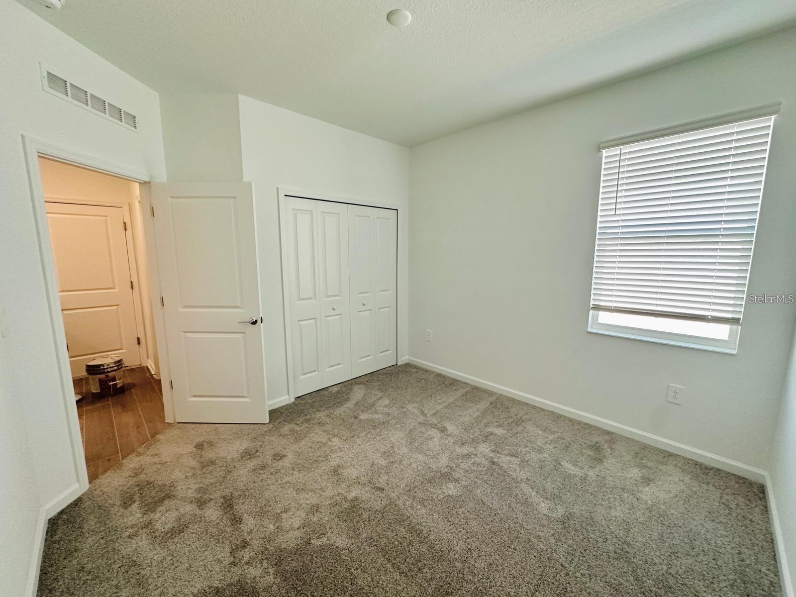 2665 Armstrong Ave Property Photo 18