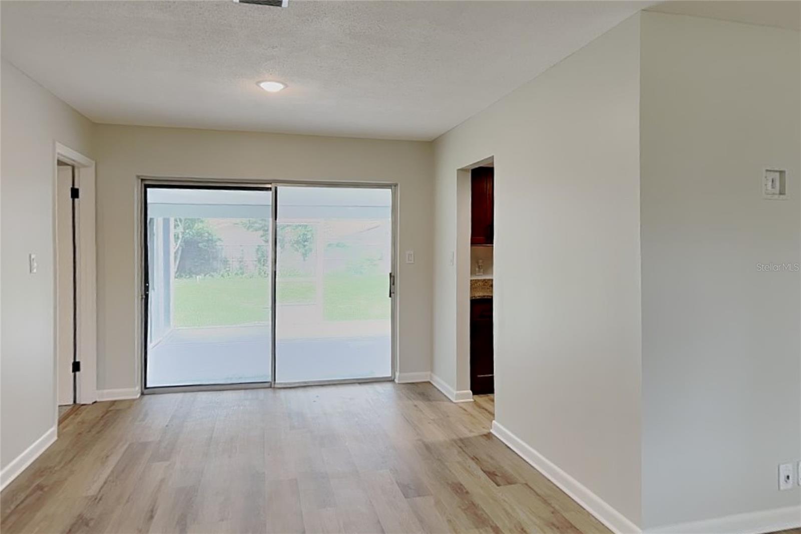 2109 Cree Trl Property Photo 6
