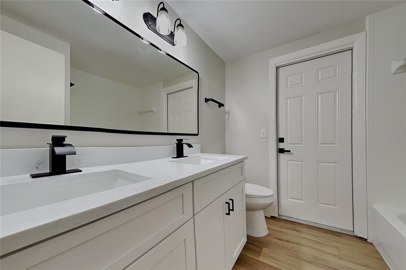 2109 Cree Trl Property Photo 17