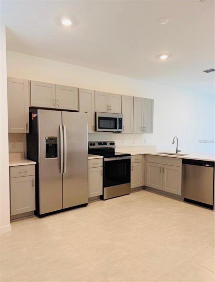 2941 Skyline Loop Property Photo 4