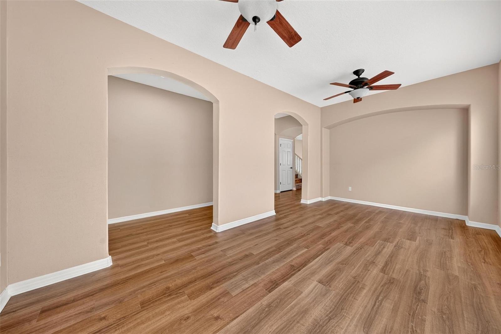 13356 Phoenix Dr Property Photo 15
