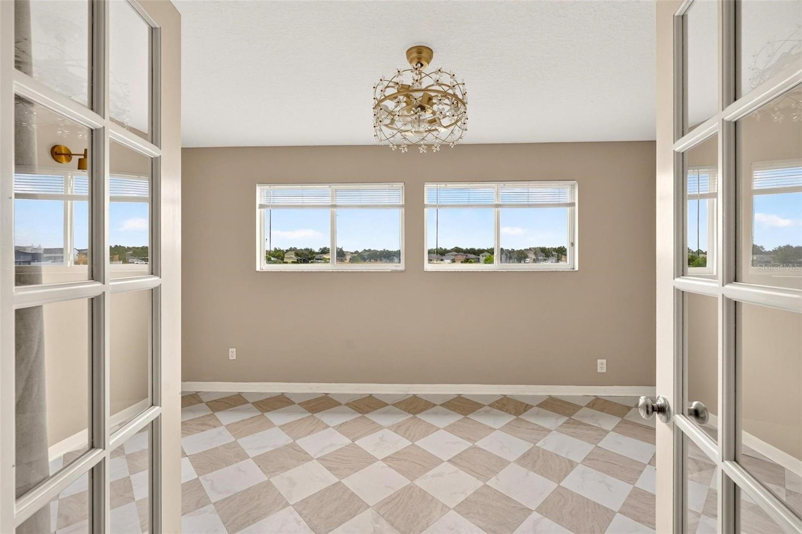 13356 Phoenix Dr Property Photo 48