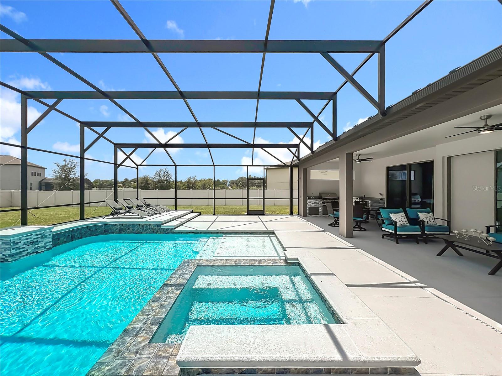 15084 Cuddy Ct Property Photo 9