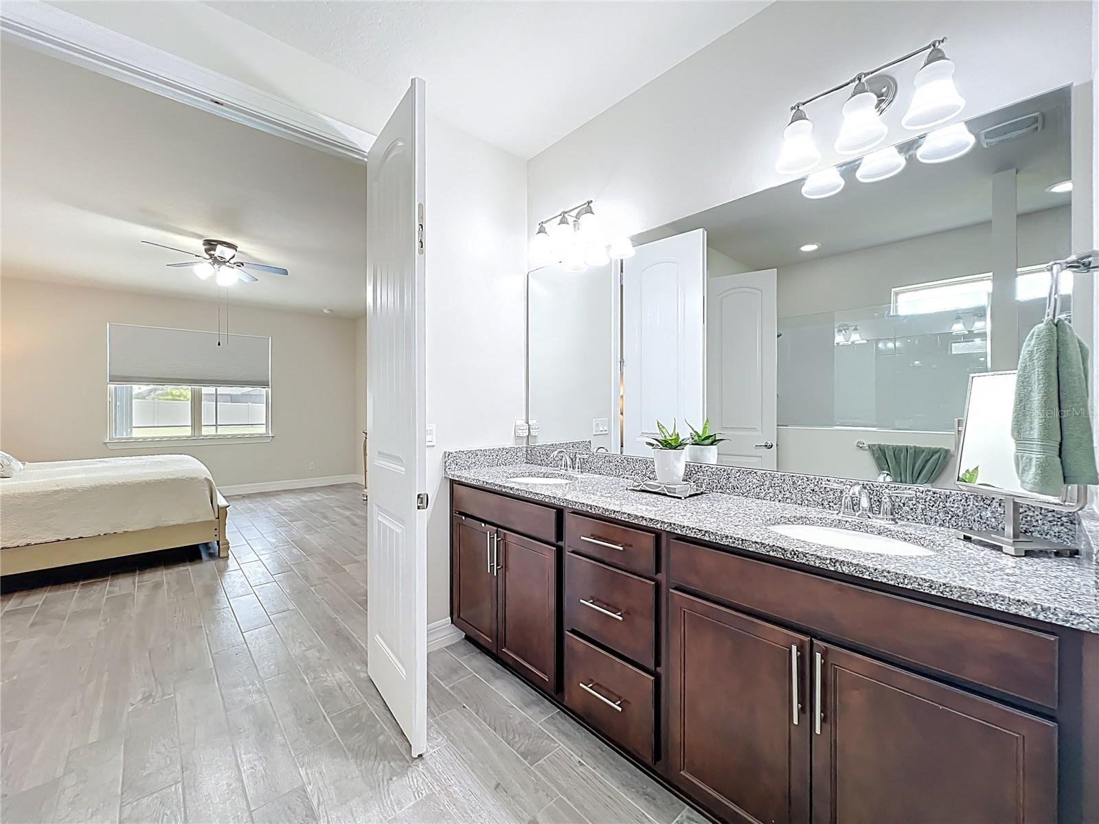 15084 Cuddy Ct Property Photo 23