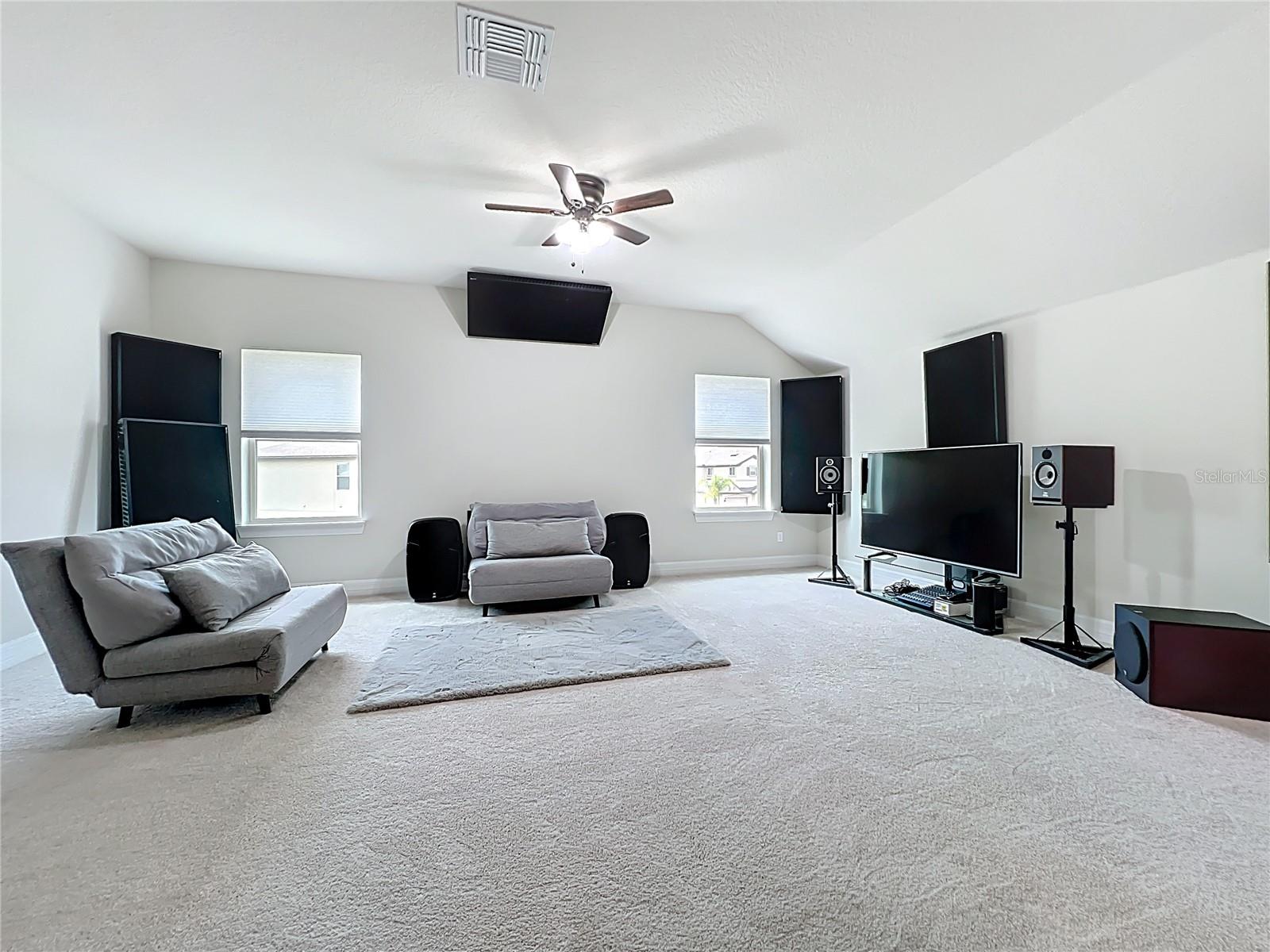 15084 Cuddy Ct Property Photo 29