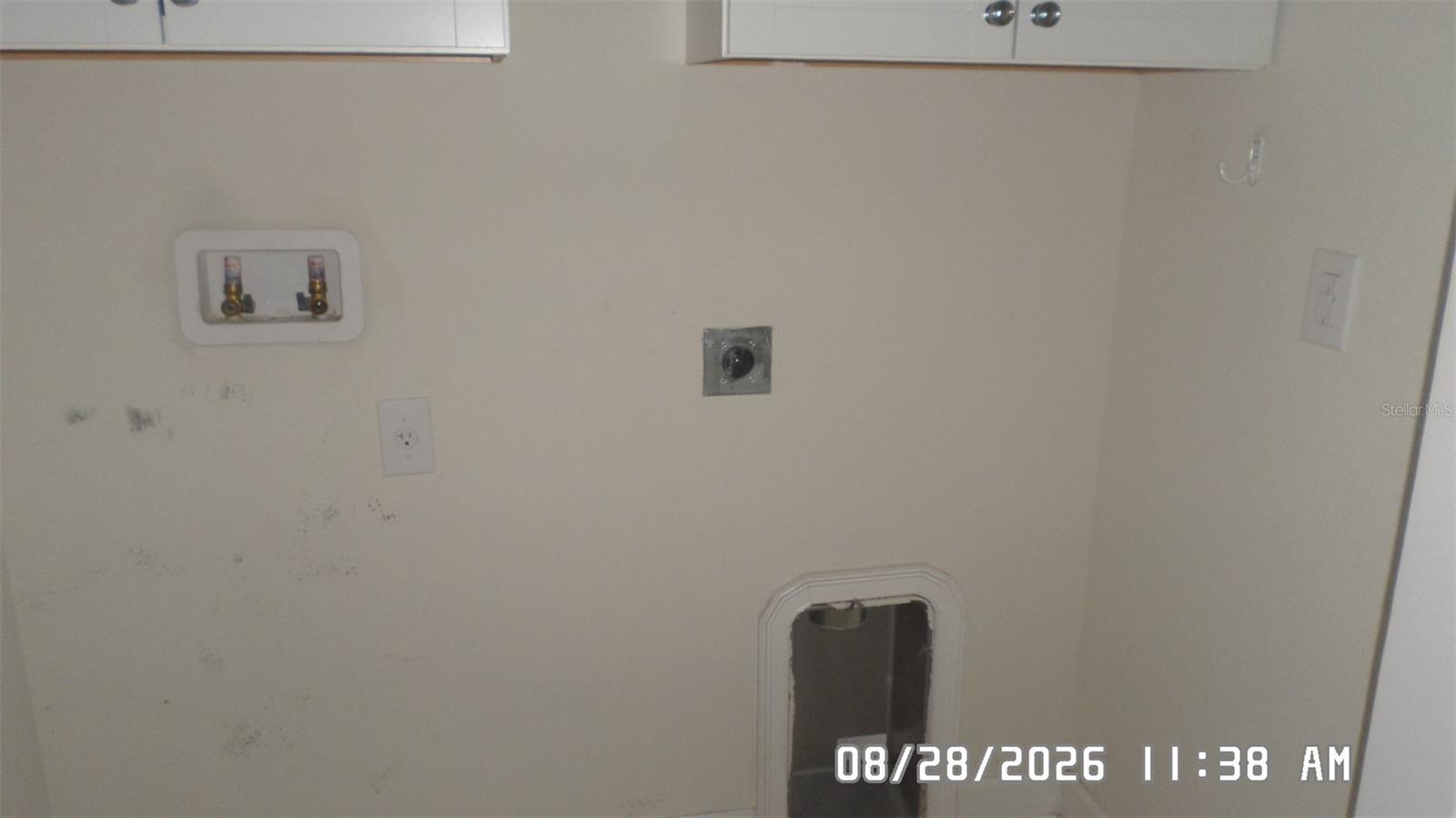 3547 Fairwaters Ct #f Property Photo 11