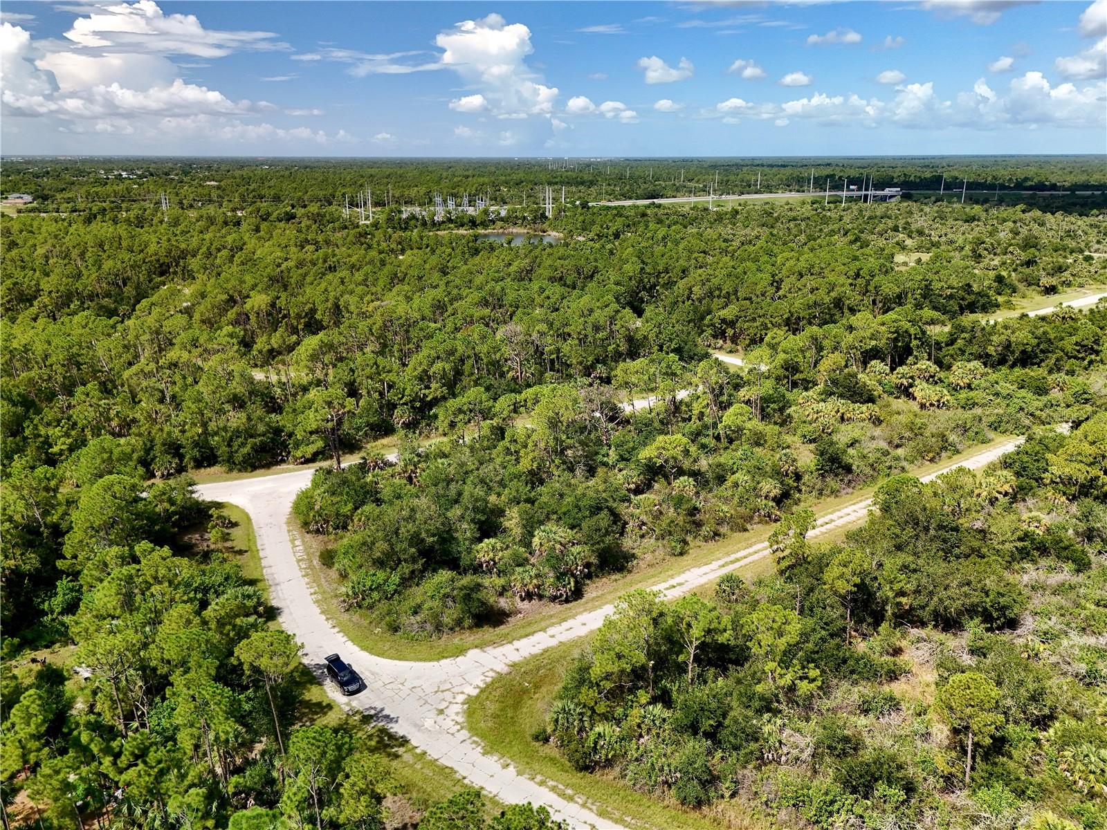 Oberon Circle Property Photo 34