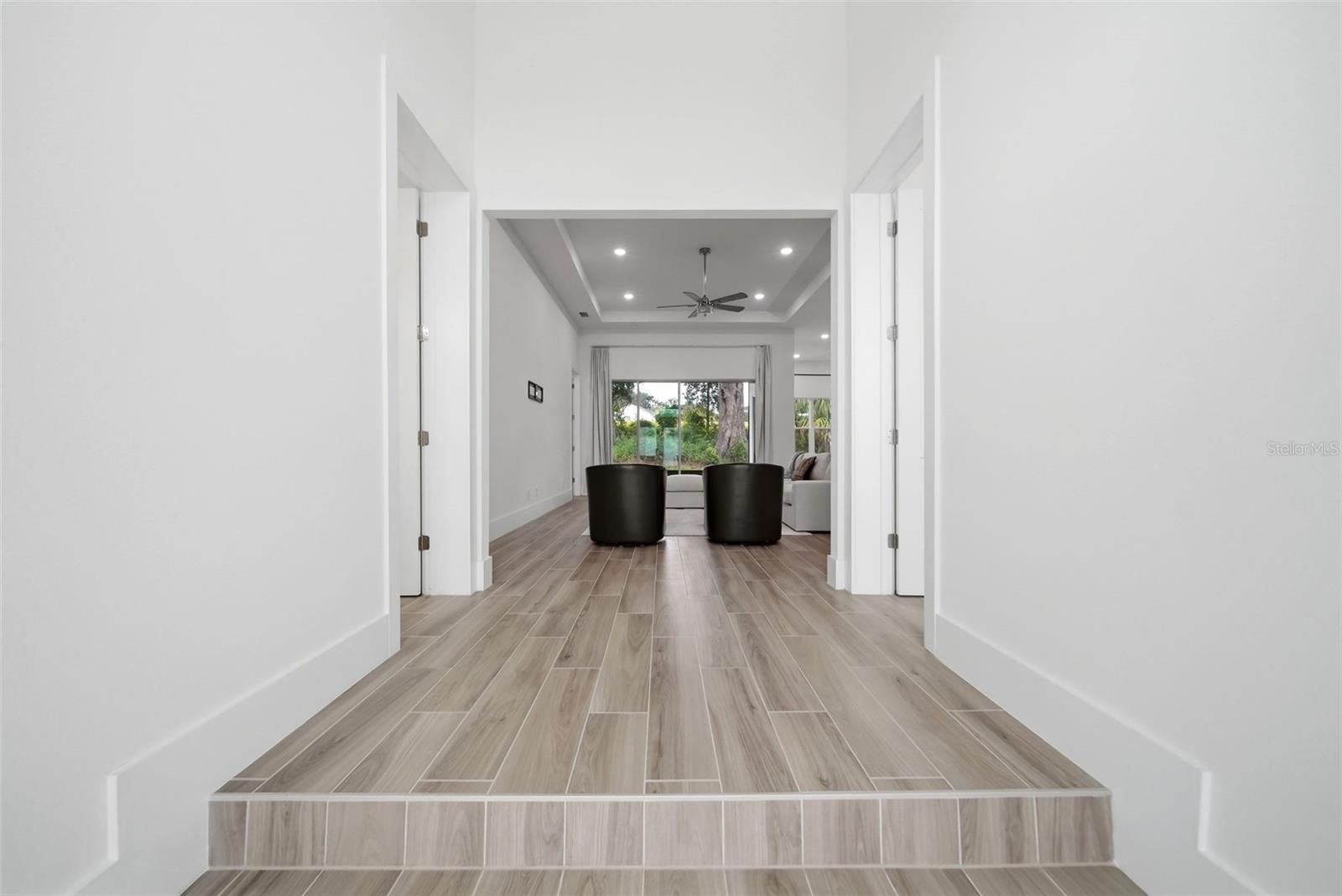 555 Sanctuary Golf Pl Property Photo 3
