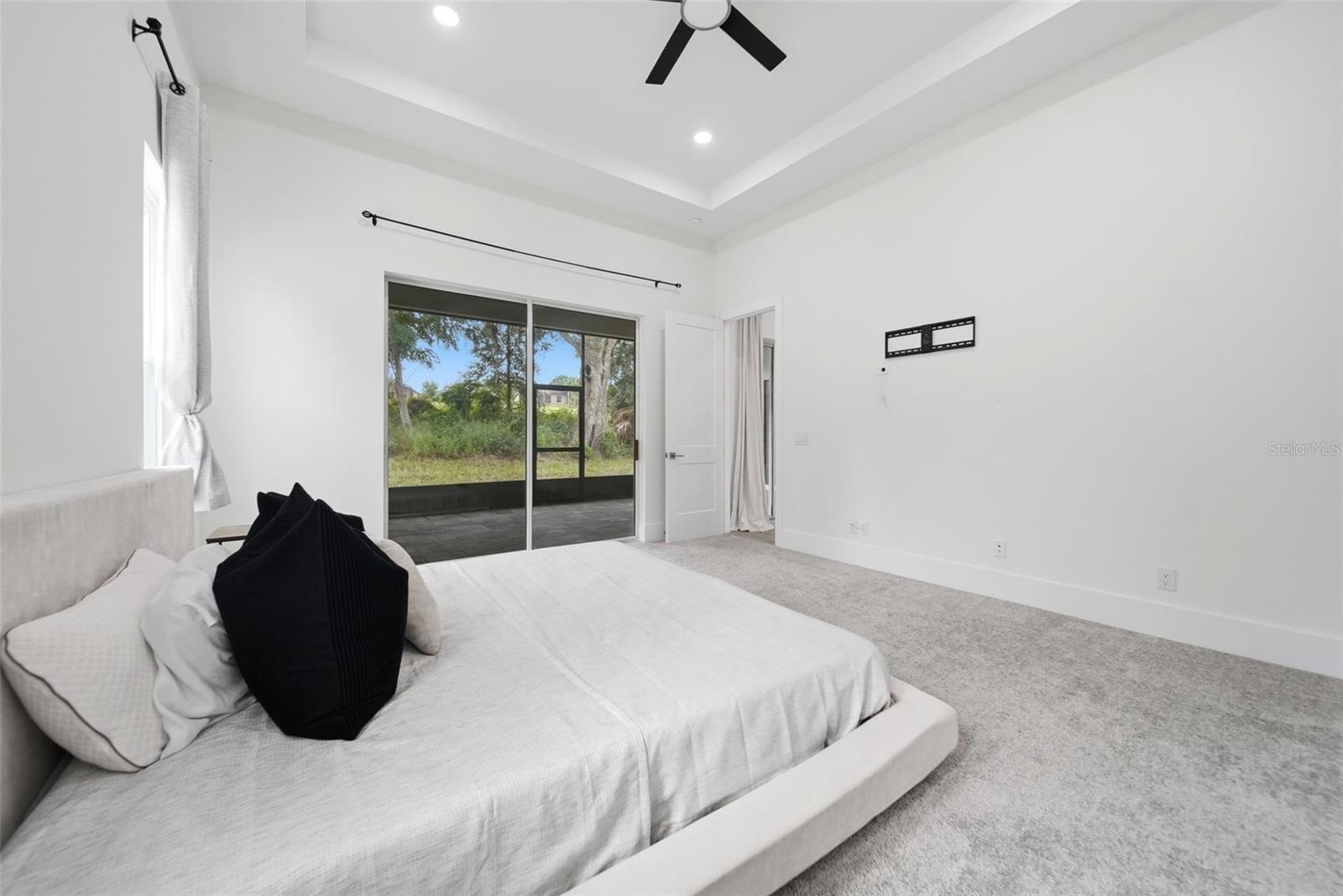 555 Sanctuary Golf Pl Property Photo 20