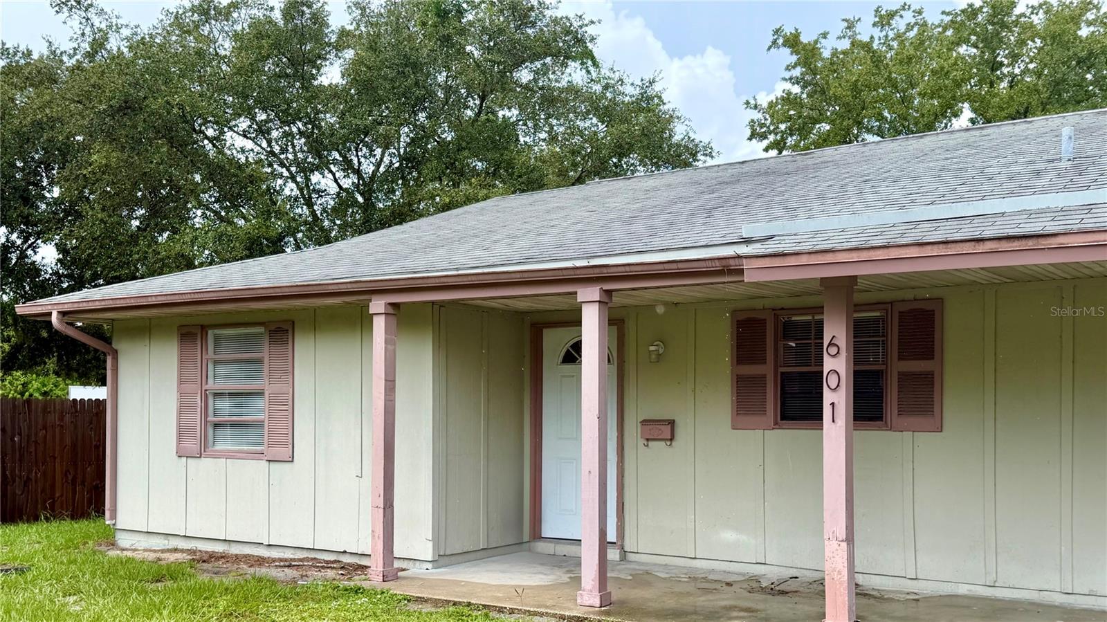 601 SOLDIER SQ Property Photo 1