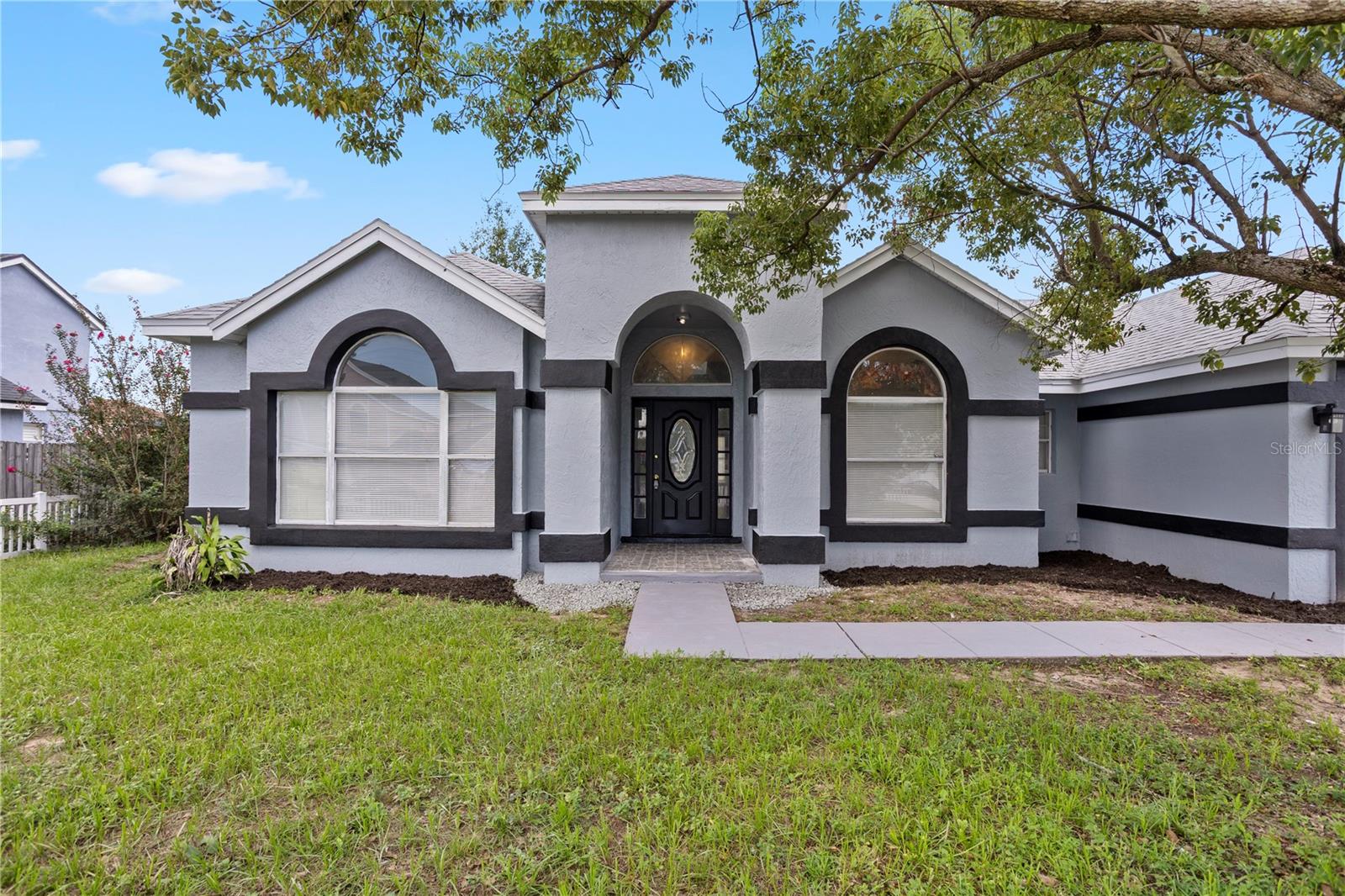 5427 Blue Tick Dr Property Photo 1