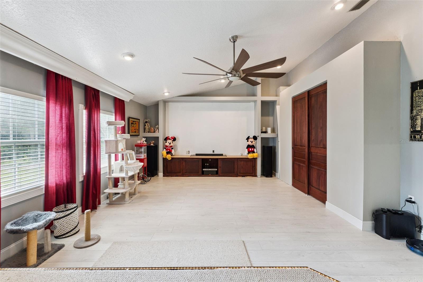 4874 Old Oak Trl Property Photo 24