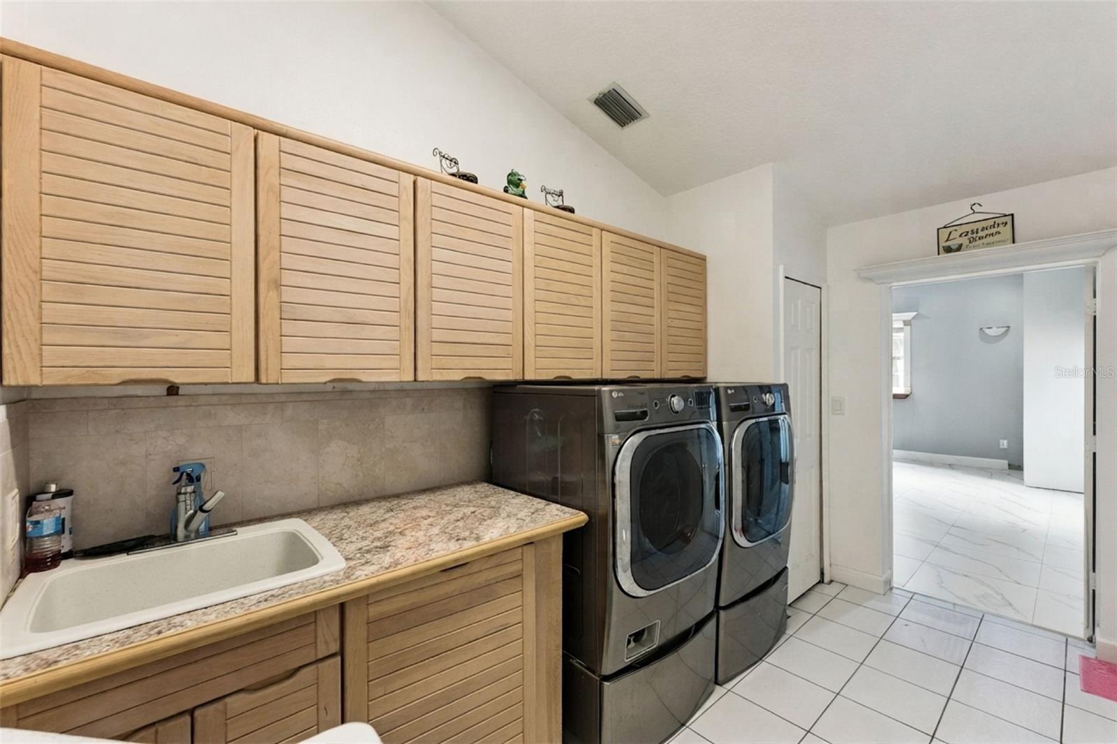 4874 Old Oak Trl Property Photo 26