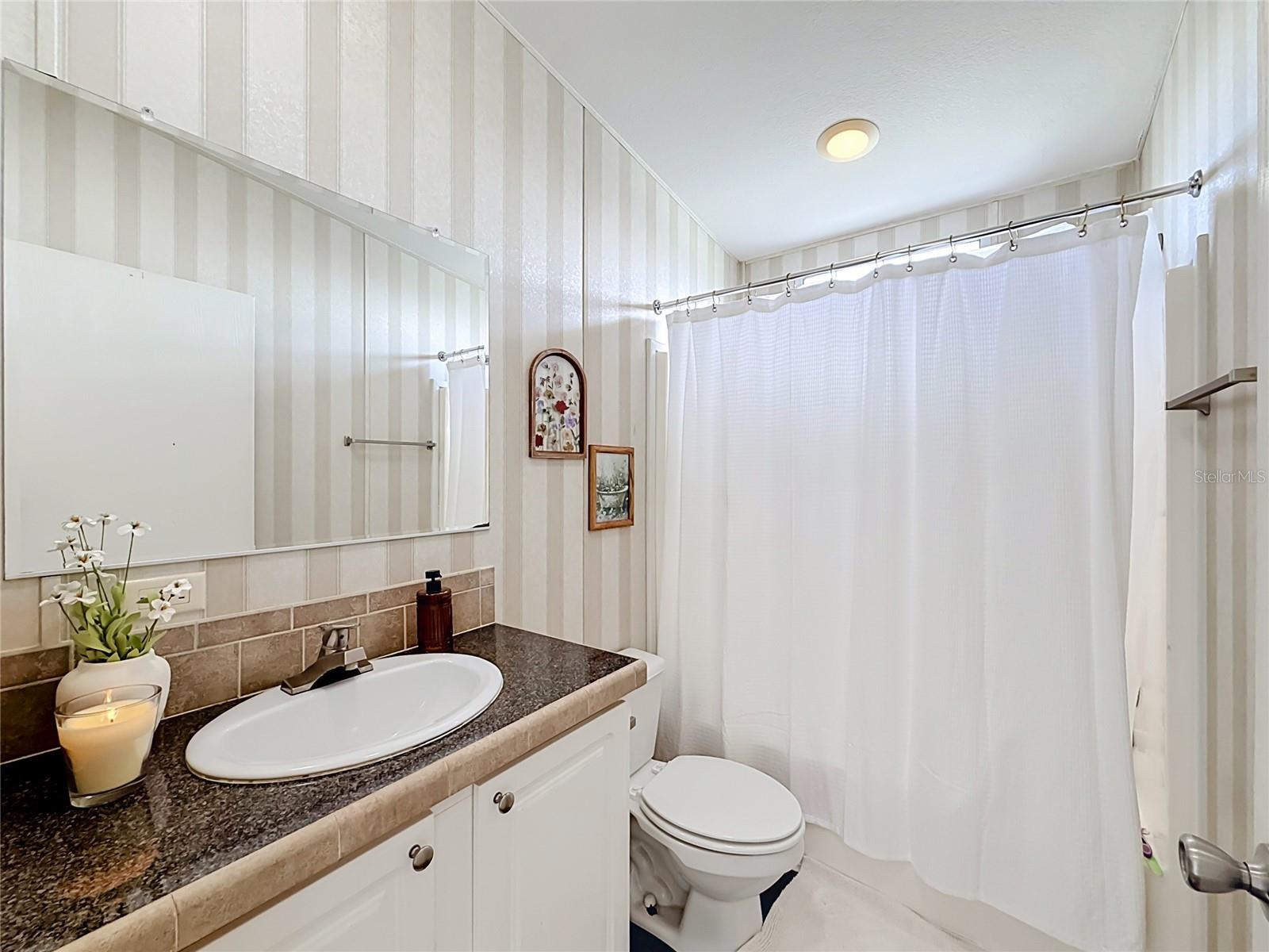25110 Alamanda Dr Property Photo 26