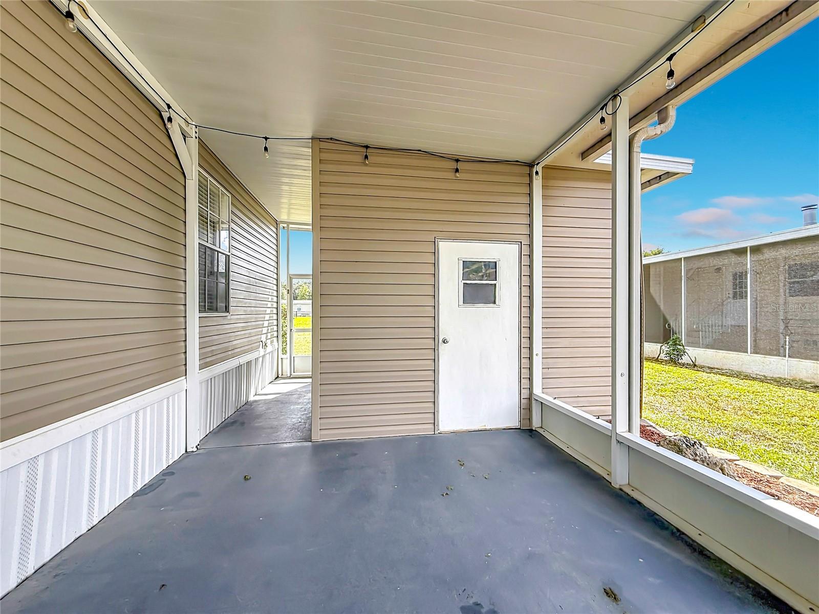 25110 Alamanda Dr Property Photo 29