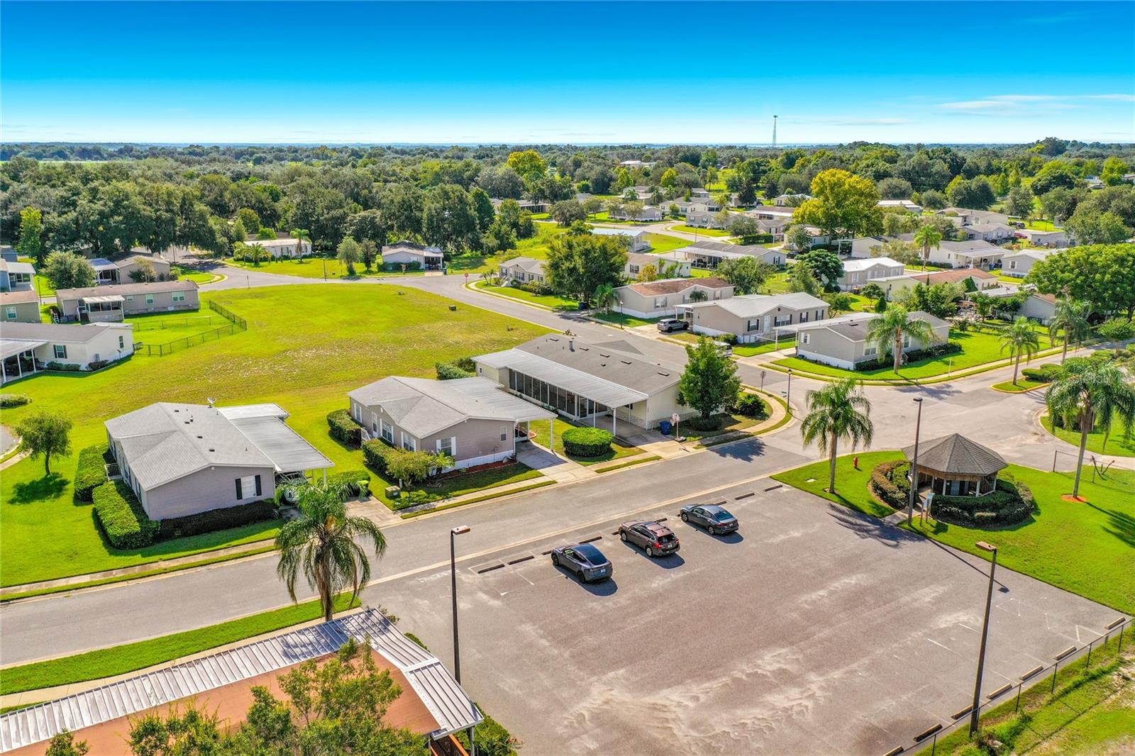 25110 Alamanda Dr Property Photo 34