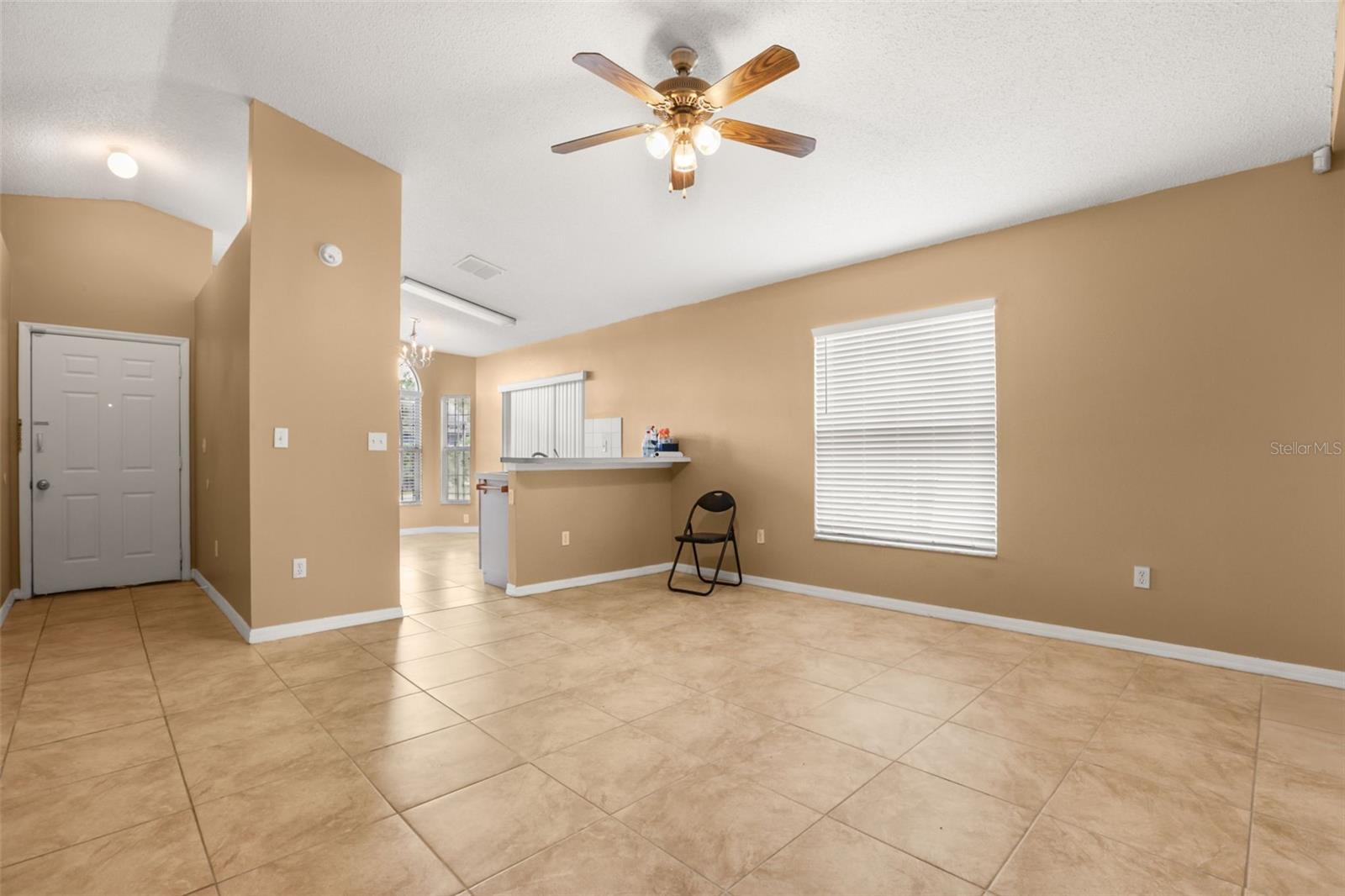 2501 Daffadil Ter Property Photo 5