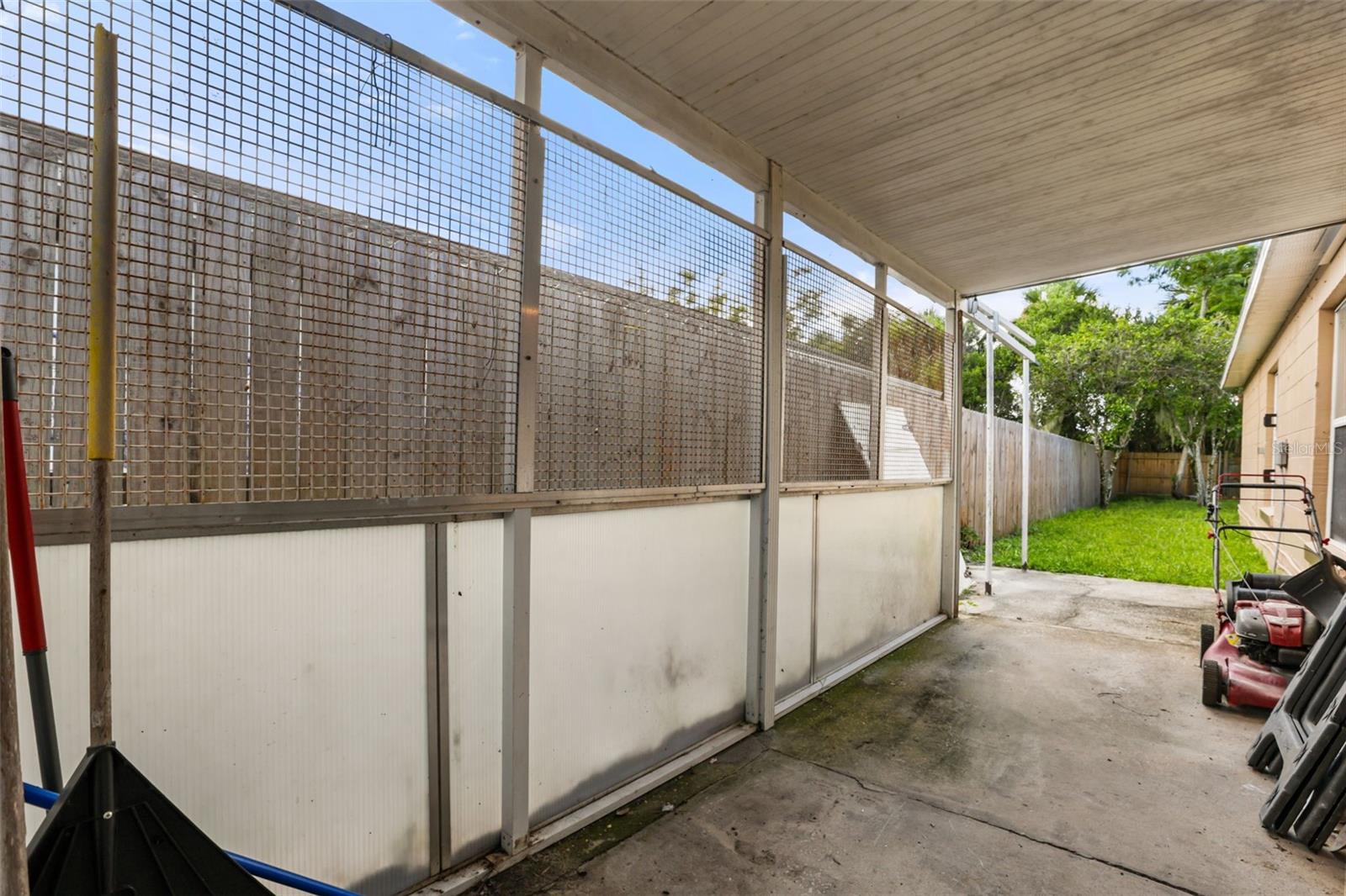 2501 Daffadil Ter Property Photo 23