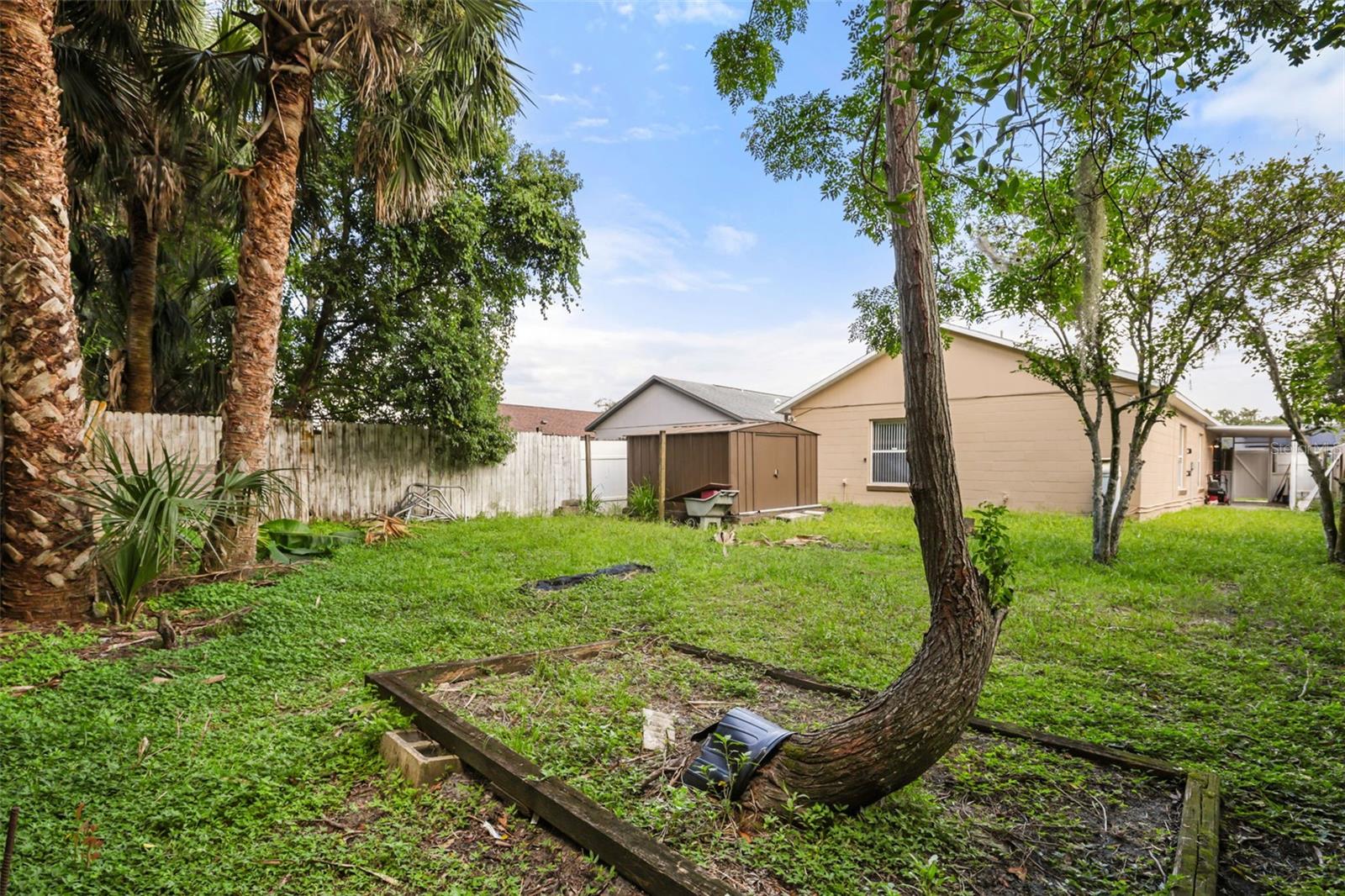 2501 Daffadil Ter Property Photo 26