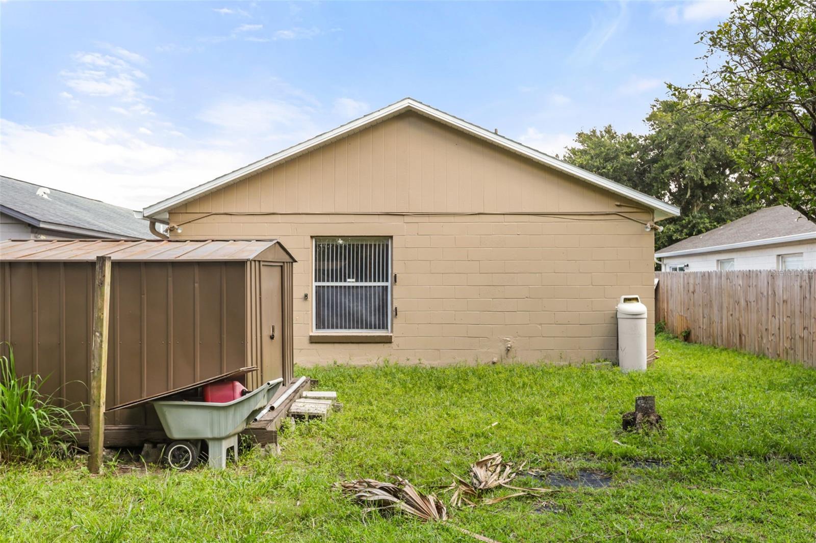 2501 Daffadil Ter Property Photo 27