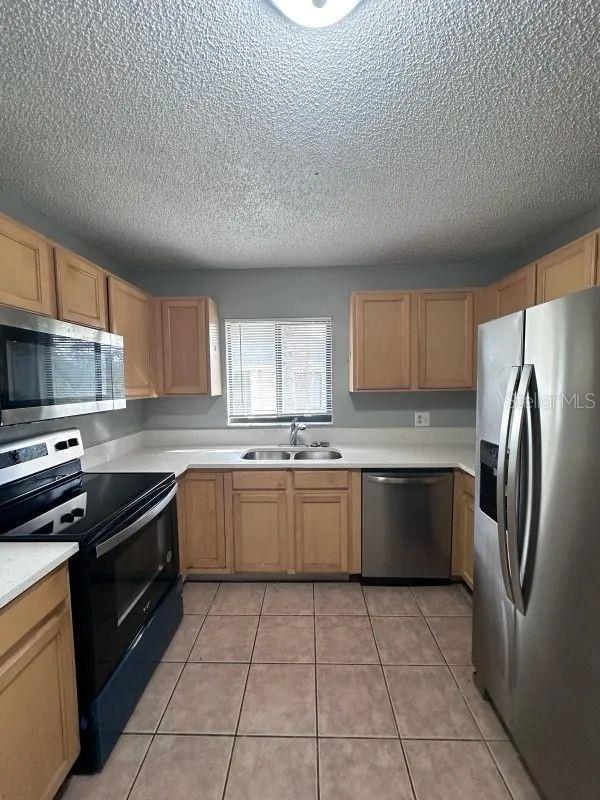 90 Hidden Lake Dr #124 Property Photo 3
