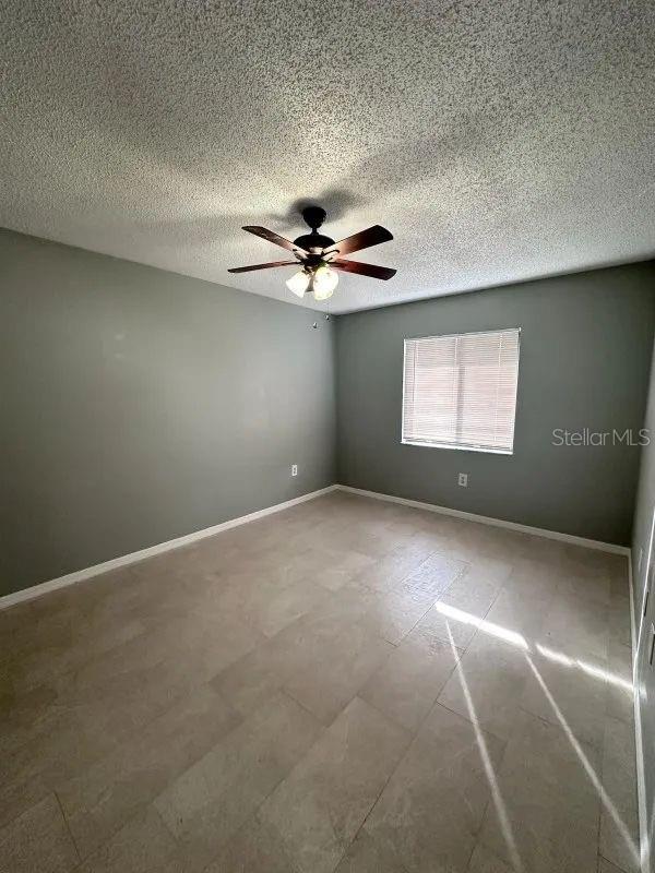90 Hidden Lake Dr #124 Property Photo 4