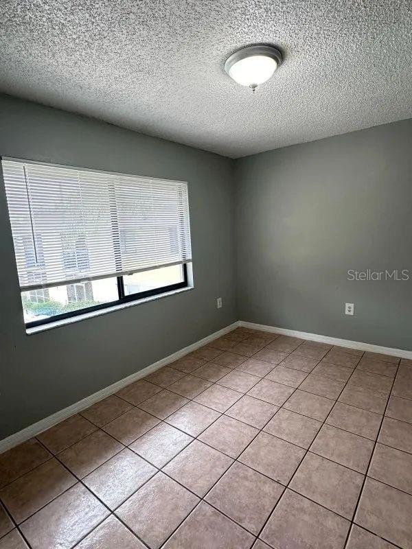 90 Hidden Lake Dr #124 Property Photo 5