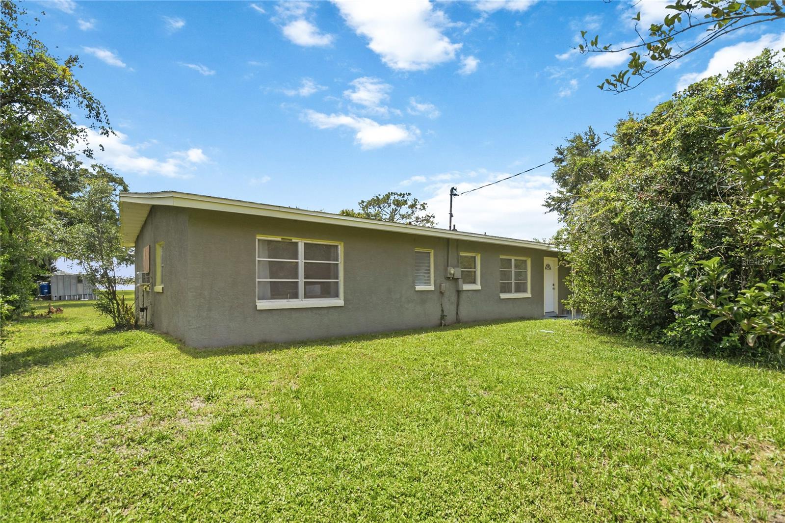 7612 Ficquette Rd Property Photo 5