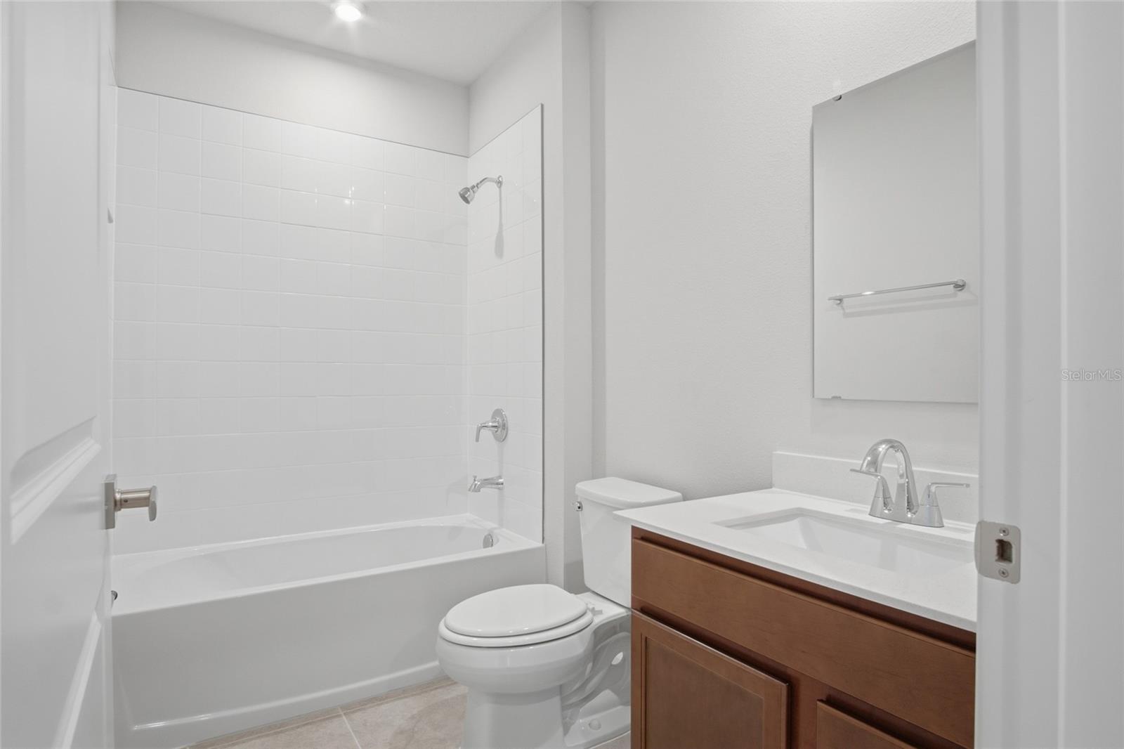 724 Cantaberry Dr Property Photo 18